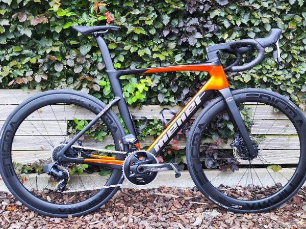 Aetos - Black Orange