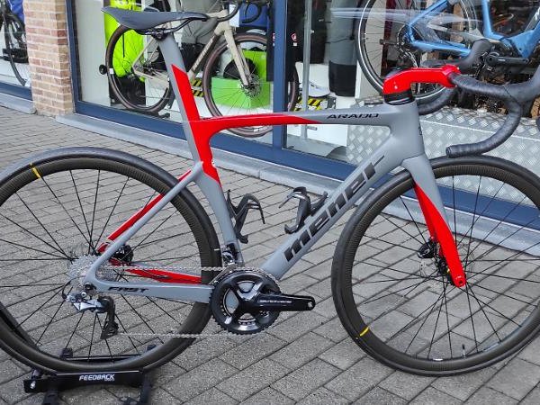 Arado RS Gris Rouge